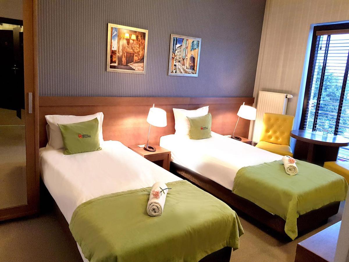 Hotel Willanova Lublino Esterno foto