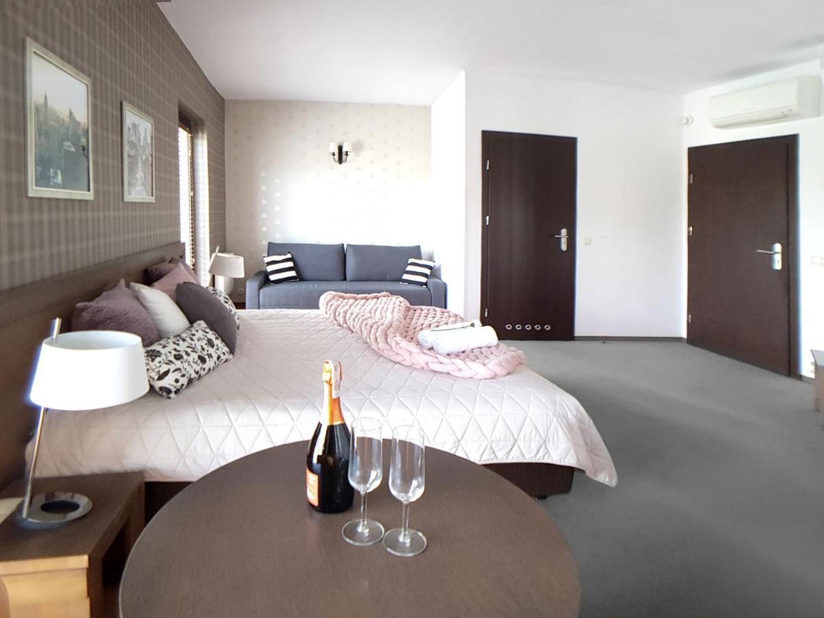 Hotel Willanova Lublino Esterno foto