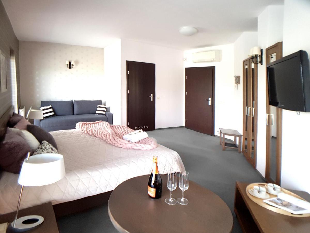 Hotel Willanova Lublino Esterno foto