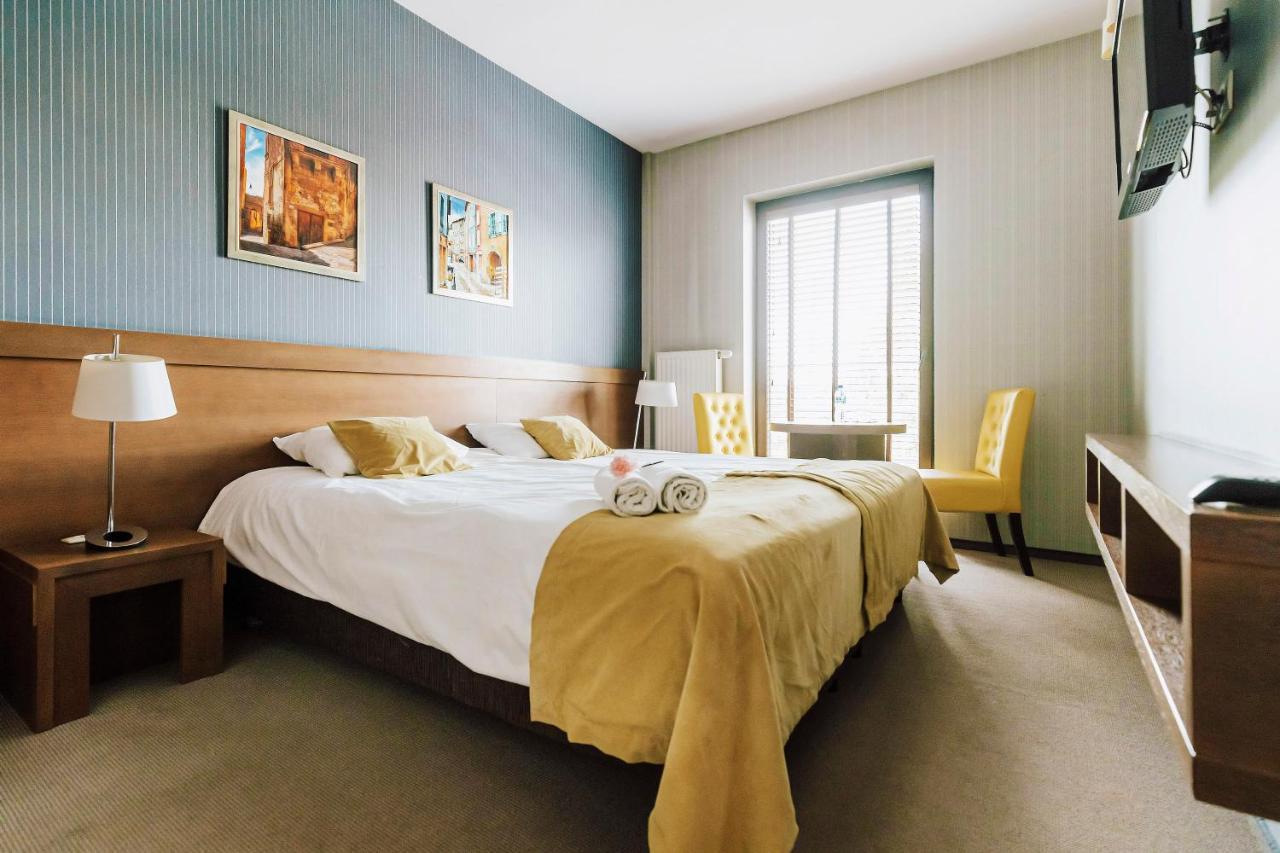 Hotel Willanova Lublino Esterno foto