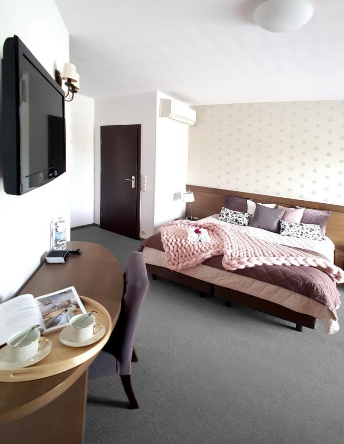 Hotel Willanova Lublino Esterno foto