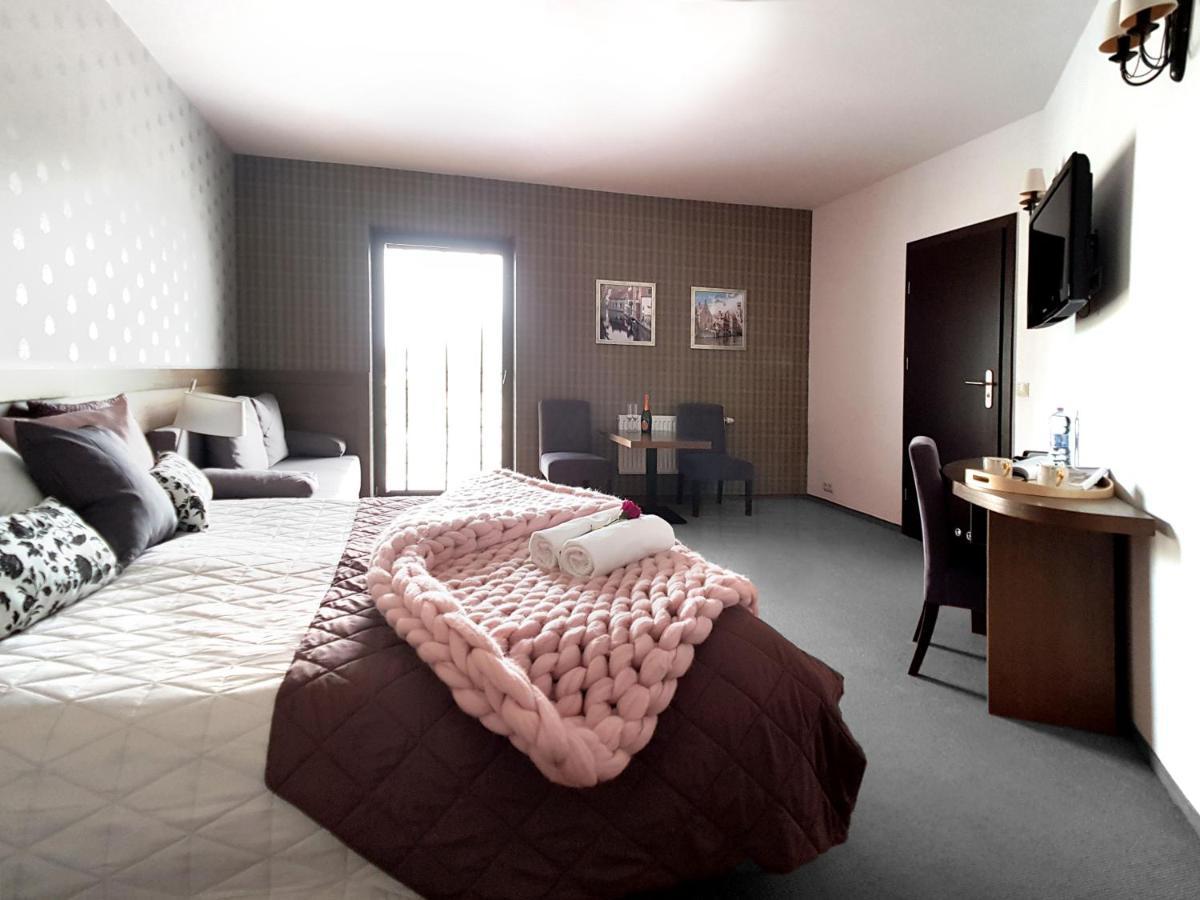 Hotel Willanova Lublino Esterno foto